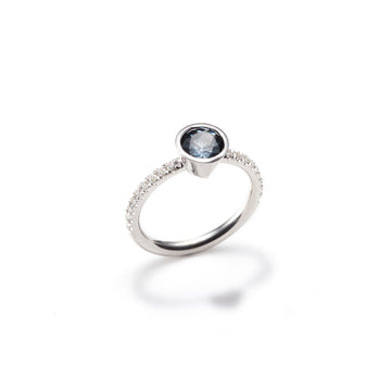Solitaire Ring with Diamond 